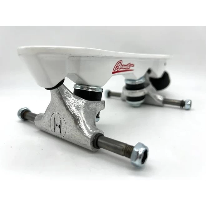 2.5" Huck Roller Skate Trucks 4 2.5" Huck Roller Skate Trucks - Image 2