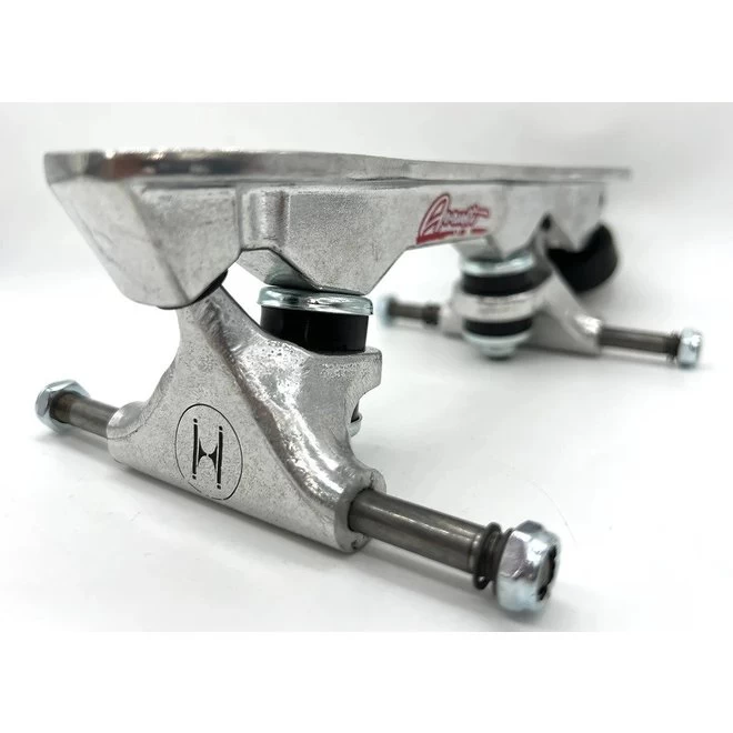 2.5" Huck Roller Skate Trucks 5 2.5" Huck Roller Skate Trucks - Image 3